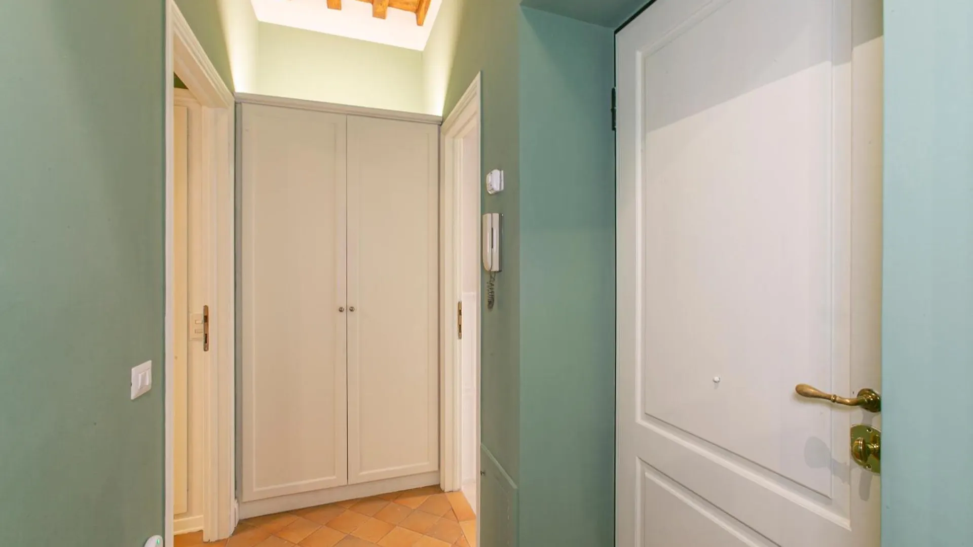 Rasella Suites 47 Rzym 0*,